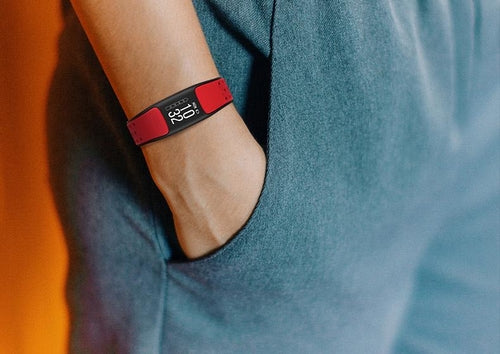 ساعة ذكية رياضية مقاومة للماء Smart Fit تتبّع خطواتك وسعراتك ونومك بسهولة. تصميم أنيق وألوان متعددة تناسب جميع الأعمار. ⏱️ بطارية طويلة الأمد – ضد الماء – تدعم البلوتوث والتطبيقات الصحية.